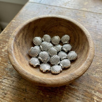 Gümüş Kaplama Metal Deniz Kabuğu Takı ve Boncuk Aparatı - 8 mm