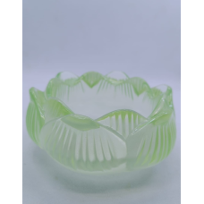 Manolya Çiçeği Model Epoksi Mum Altlığı – El Yapımı Dekoratif Mumluk