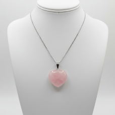 Pembe Kuvars Doğal Taş Kalp Model Kolye – 2 cm | Serraada