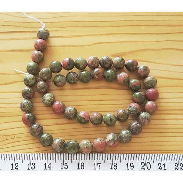 Doğal Unakit Taşı Dizi 8 mm (Küre Kesim - 38 cm) Doğal Unakit Taşı Dizi 8 mm (Küre Kesim - 38 cm)